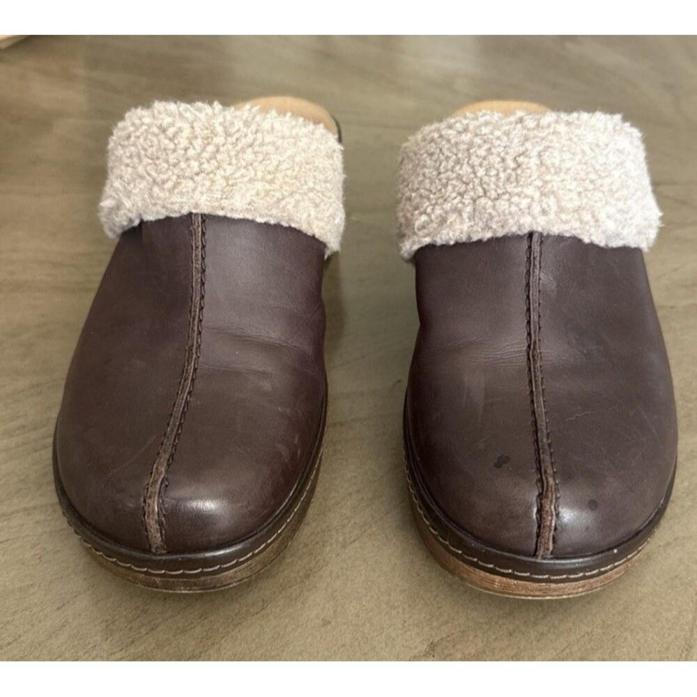 Clarks 8.5 Womens Brown Leather Faux Fur Trim Slip On Comfort Clogs Shoes Scuffs